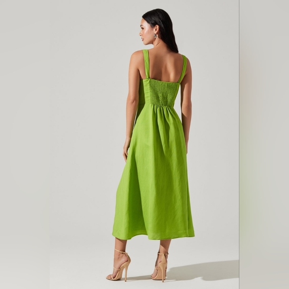 NWT ASTR the Label Women's Estella Sweetheart-Neck Midi Dress In Avocado Sz M - Picture 14 of 16